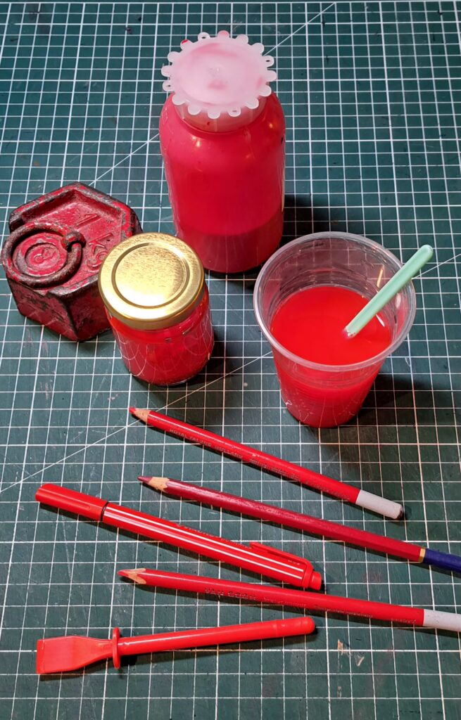 outils pour faire la teinture tranche des sacs marieBerte